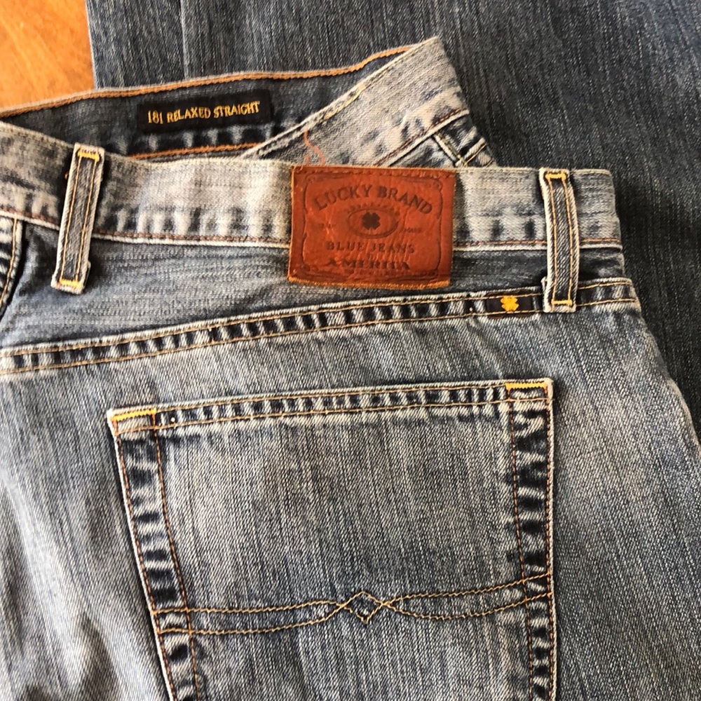 Men’s Lucky Brand Jeans 40x32. Never worn